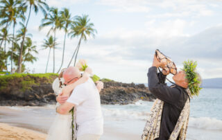 Maui beach wedding ceremony on Ulua Beach
