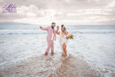 Maui beach weddings showing couple dancing at a Makena Beach in Maui